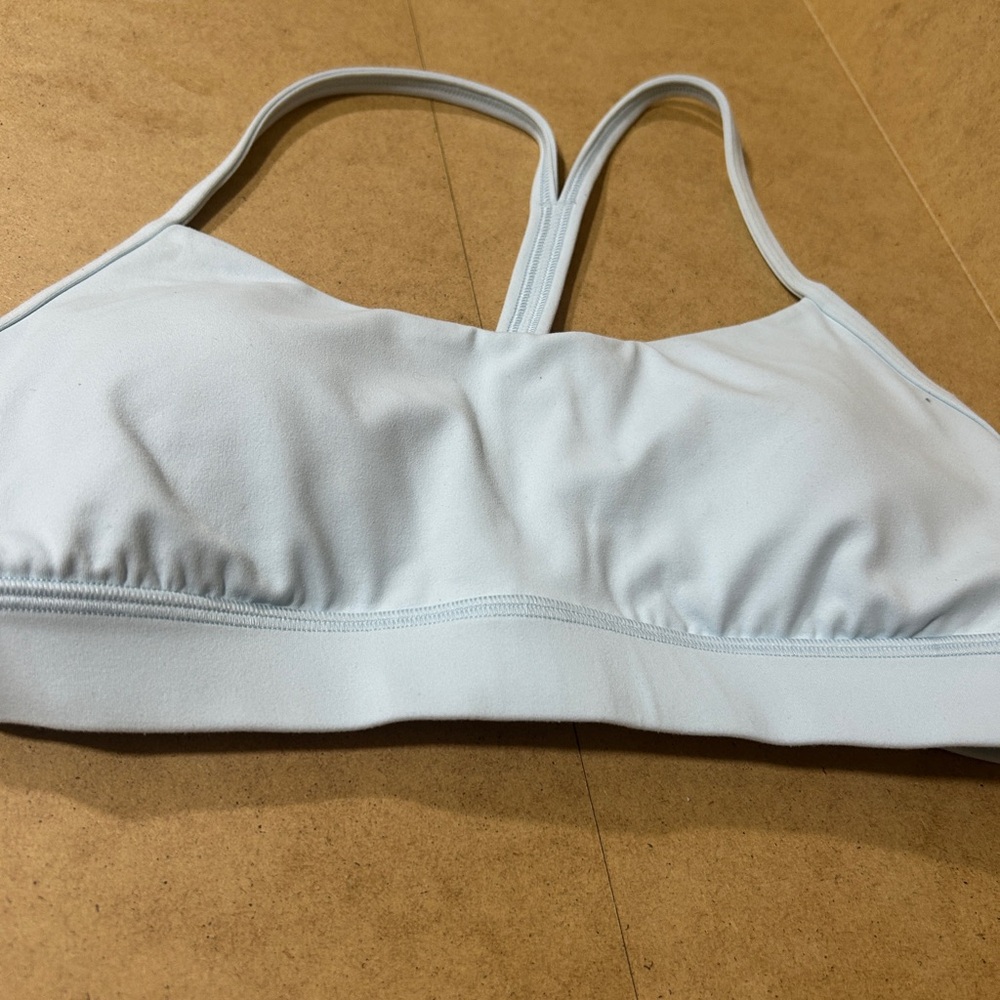 Lululemon Flow Y Bra Long Line nule light blue Sz 8